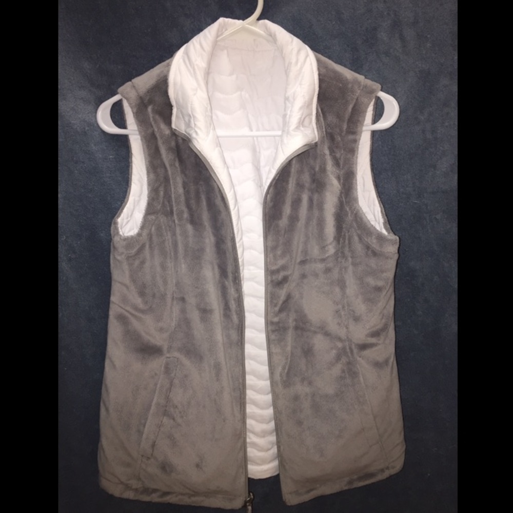Vest - Picture 3 of 4